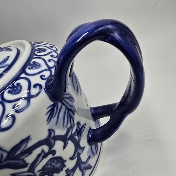 Vtg Blue White Porcelain Teapot Bombay Co Chinoiserie China Ceramic Porcelain - Picture 4 of 12